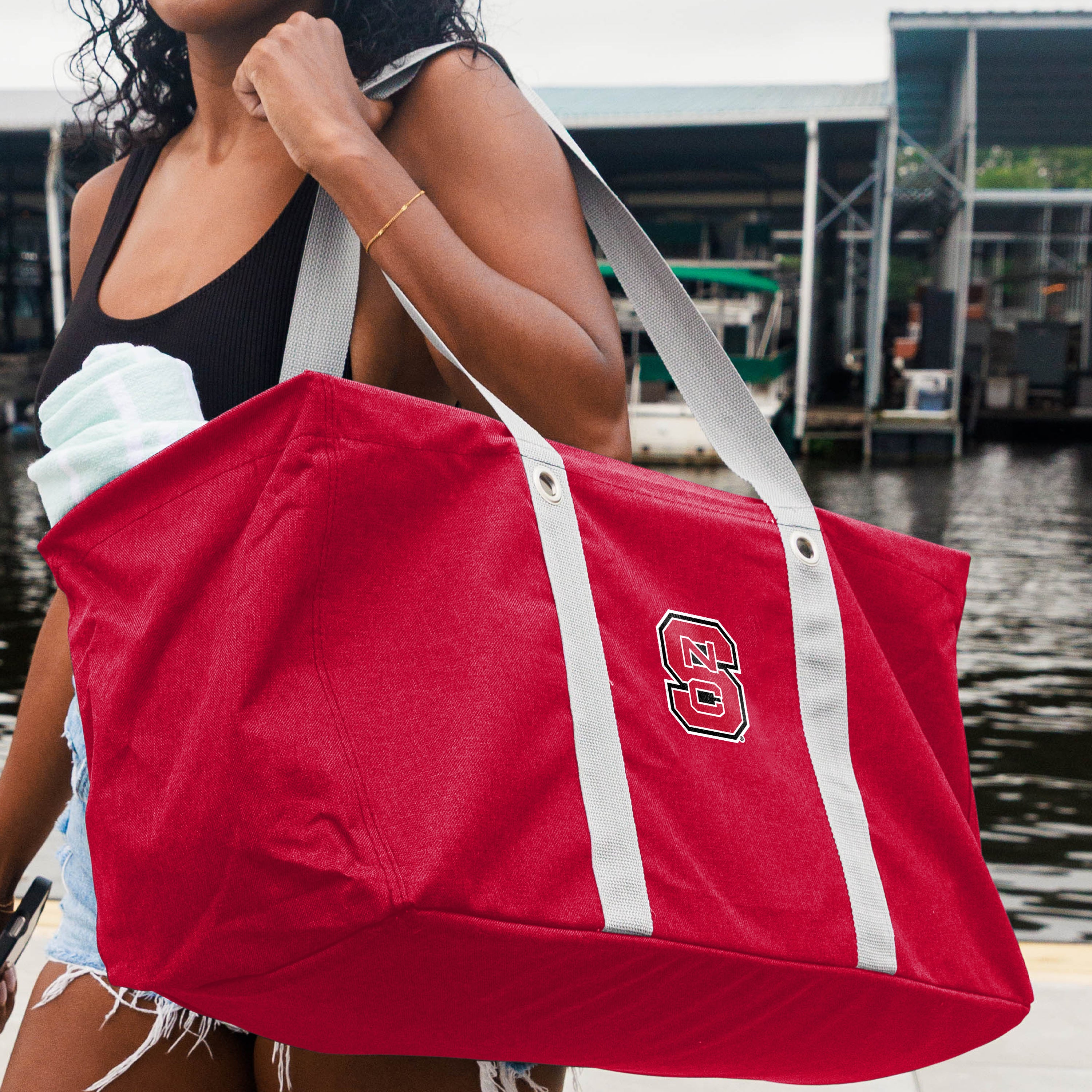 NC State Crosshatch Picnic Caddy