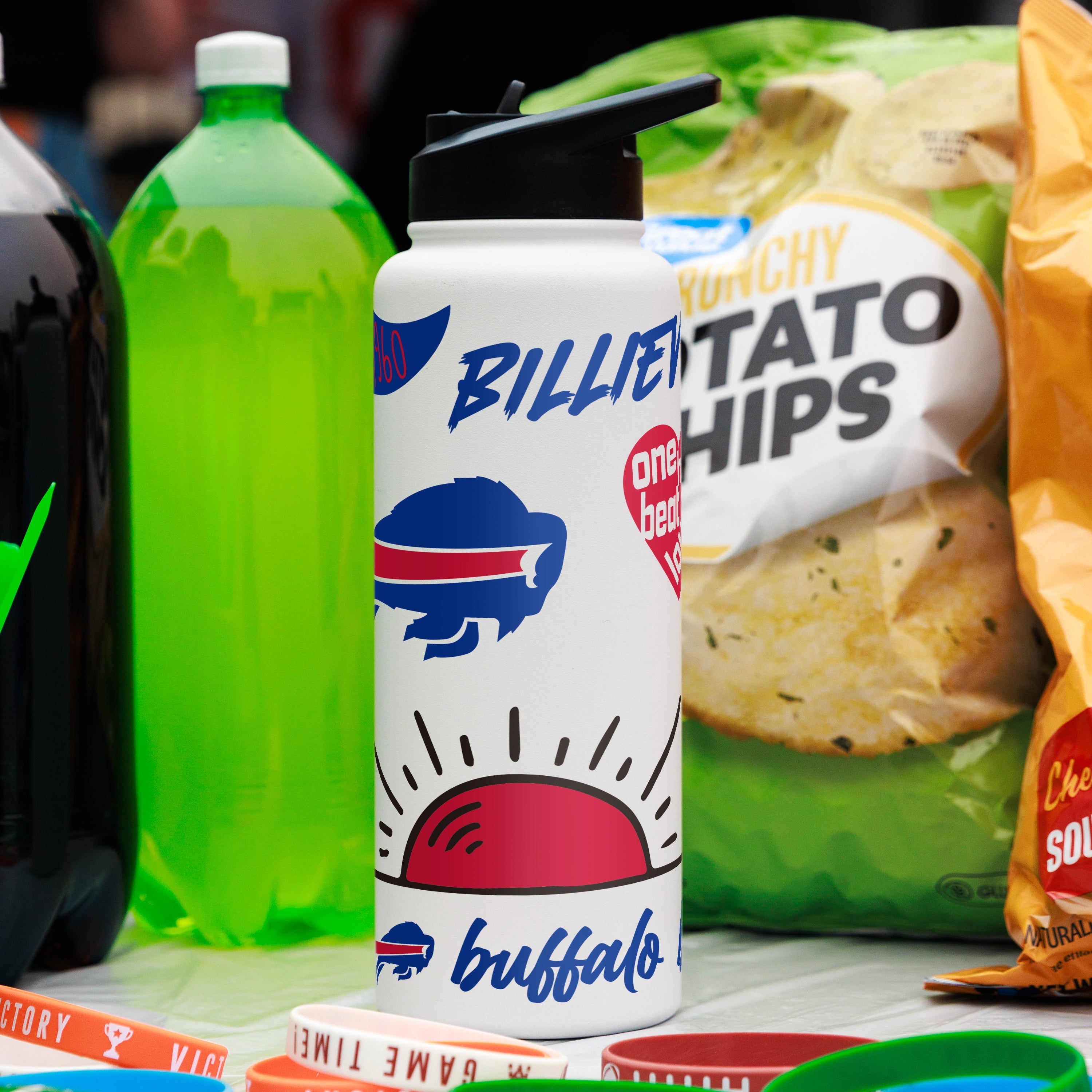 Buffalo Bills 34oz Native Quencher Bottle - Logo Brands