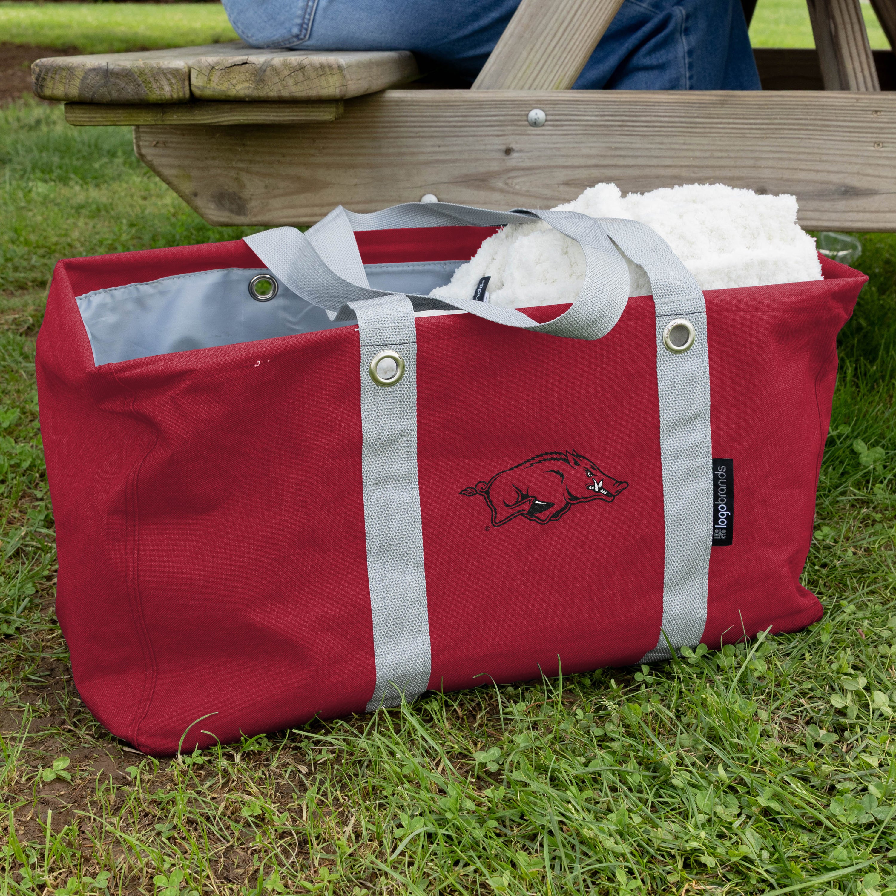 Arkansas Crosshatch Picnic Caddy