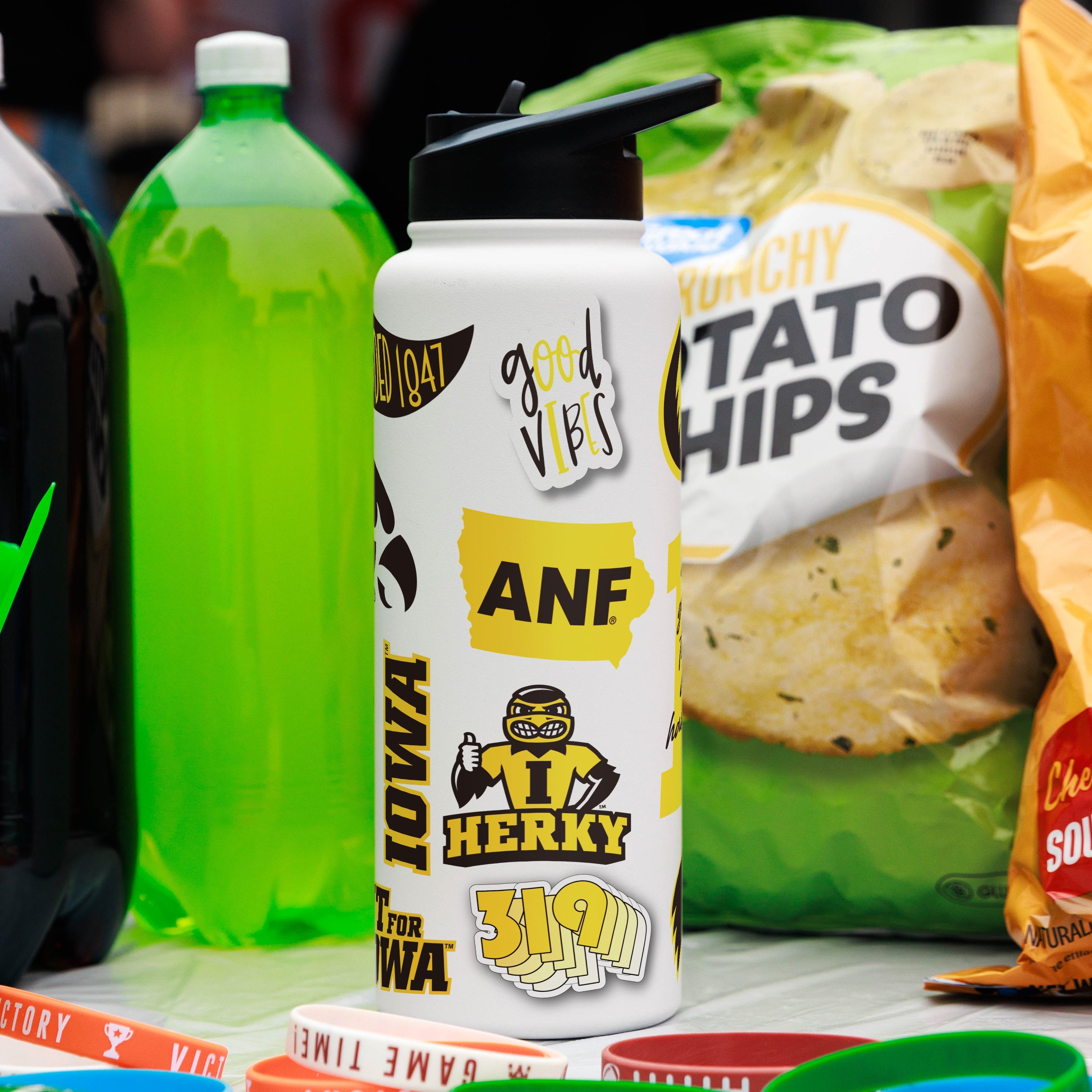 Iowa 34oz Native Quencher Bottle - Logo Brands