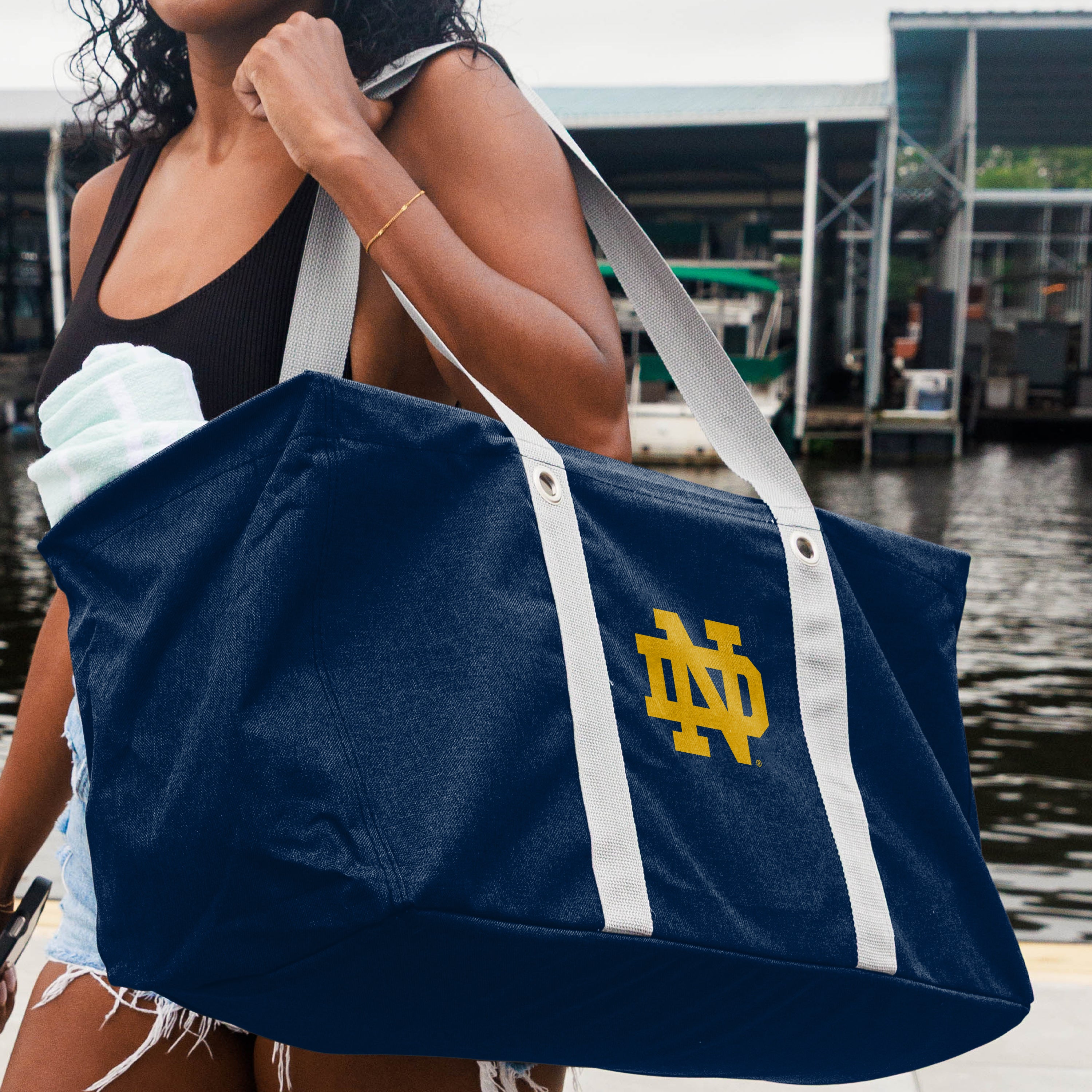 Notre Dame Crosshatch Picnic Caddy