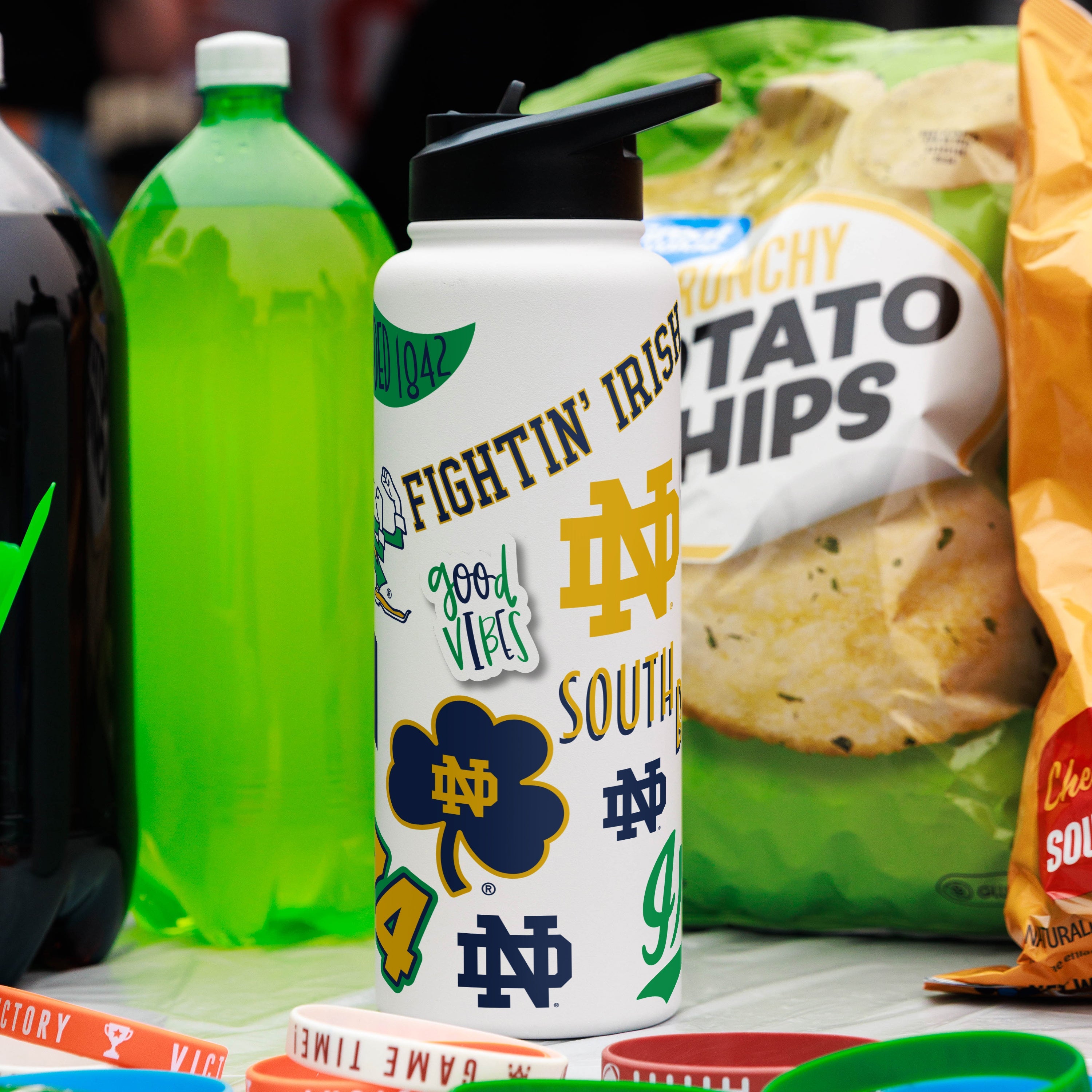 Notre Dame 34oz Native Quencher Bottle - Logo Brands