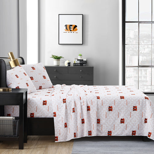 Product Image for Cincinnati Bengals Scatter Bedding Sheet Set Queen