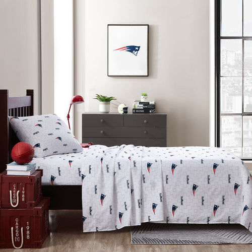 Product Image for New England Patriots Scatter Bedding Sheet Set Twin